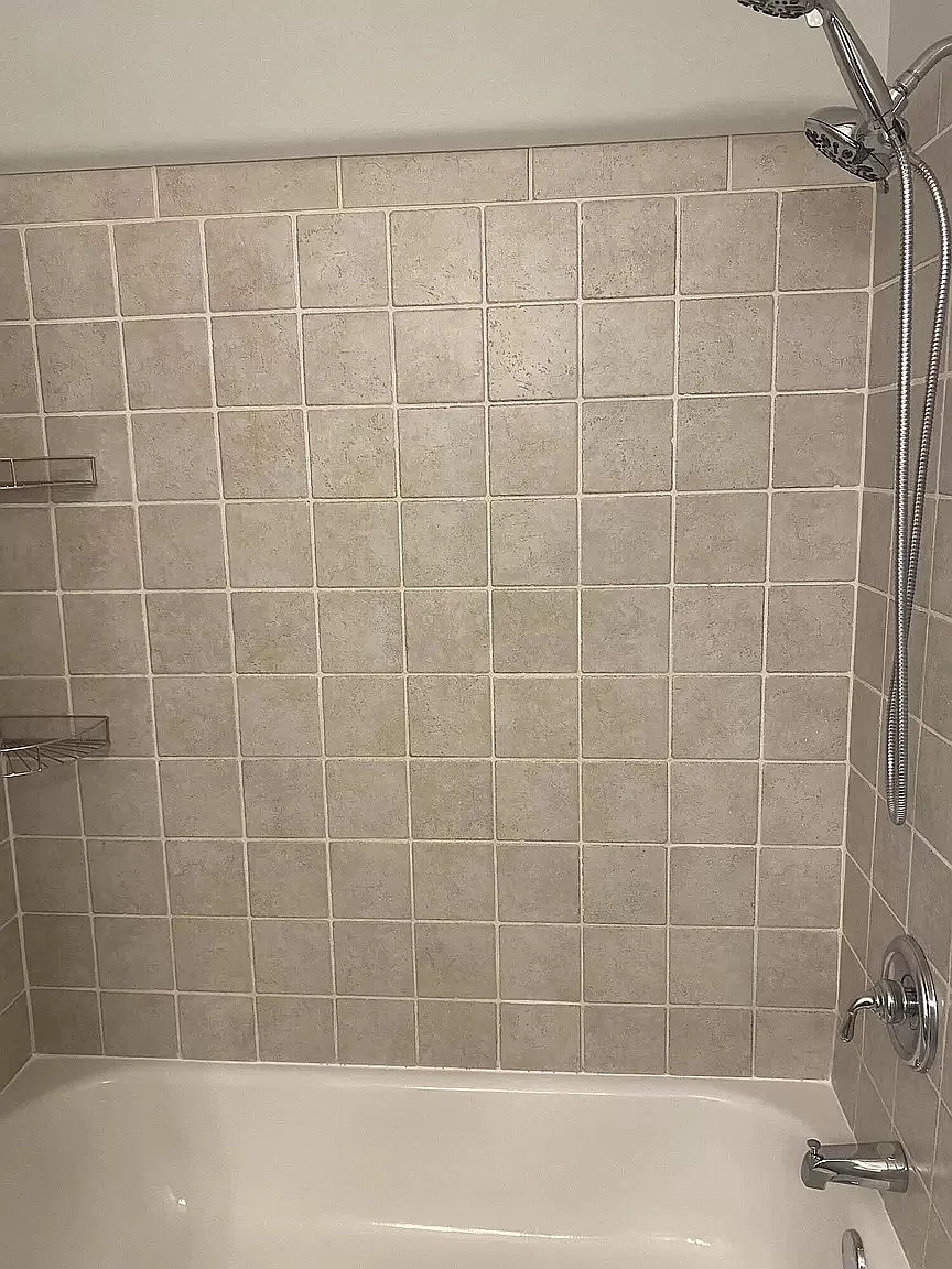 2 bed, 1.5 bath, 850 sqft, $980 — Photo 3