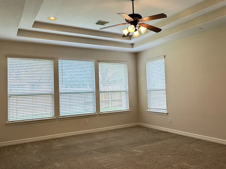 14207 Parable Ln — Photo 12