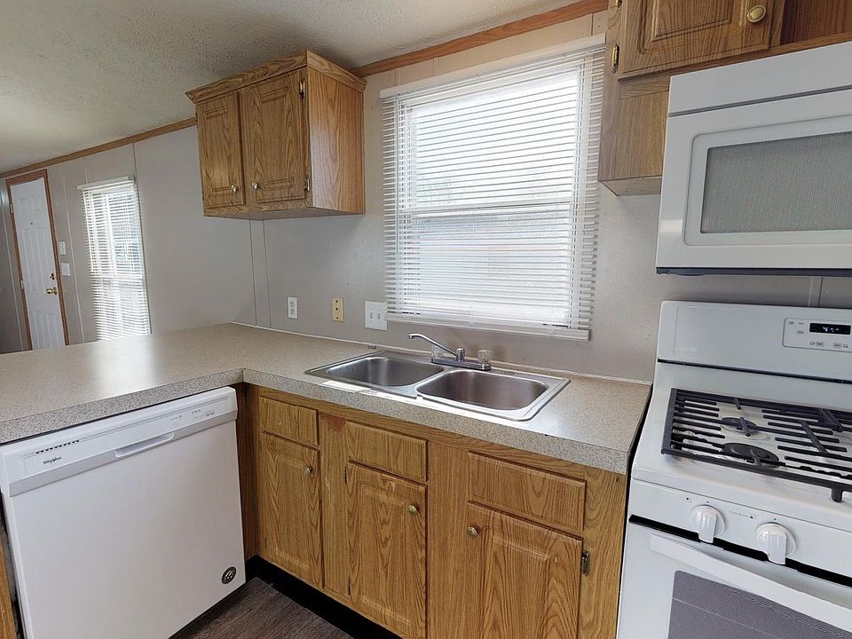 1st image of 300 Pearl St #120