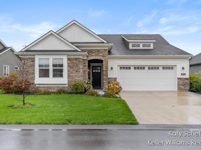 2919 Isle Water Dr, Belmont, MI, 49306