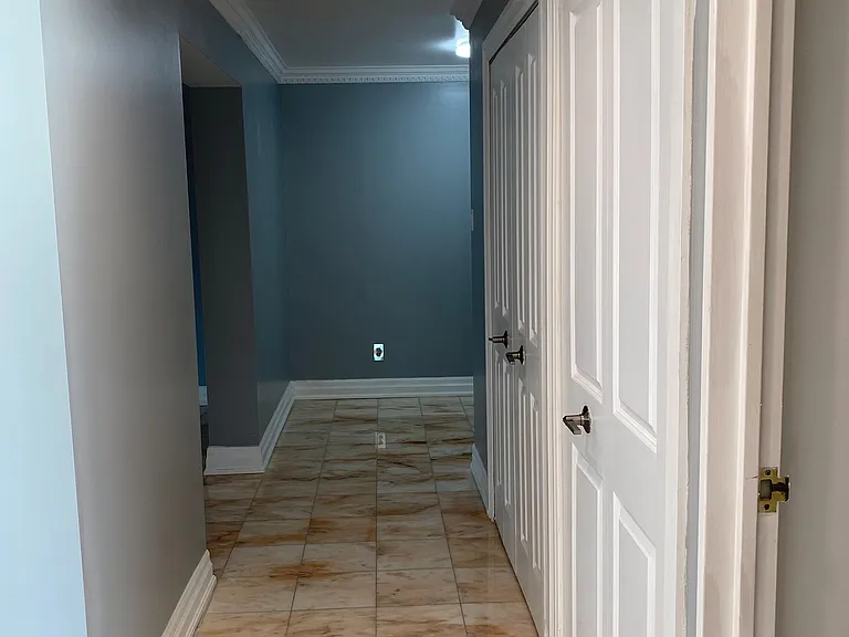 55 Harbour Sq #3517 — Photo 7