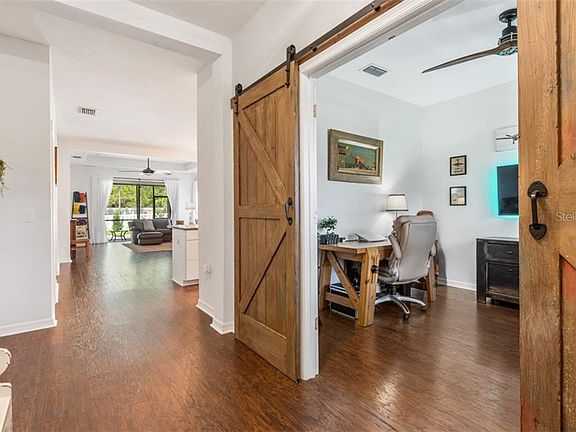 3rd image of 116 Avens Dr