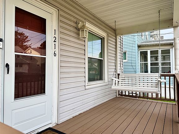3rd image of 1216 W 29th St