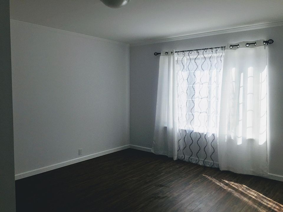 1st image of 17 Liebig St