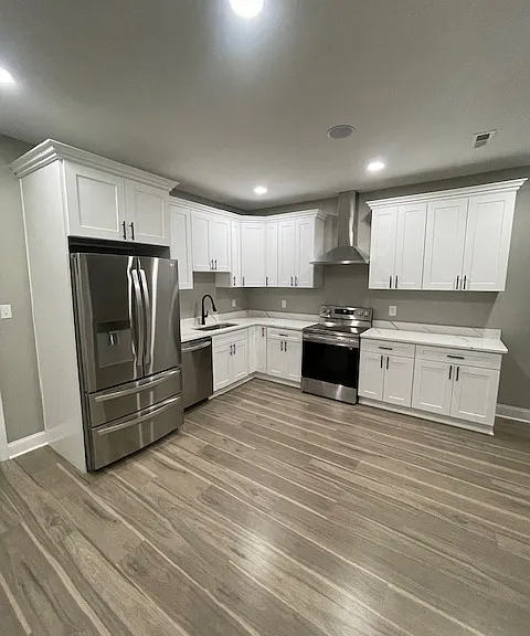 1639 W Broad St #101 — Photo 1