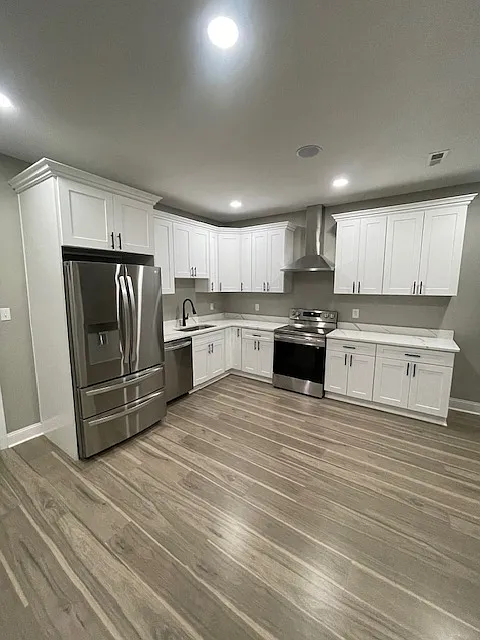 1639 W Broad St #101