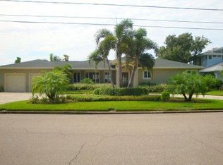 6340 Bahama Shores Dr S, Saint Petersburg, FL 33705