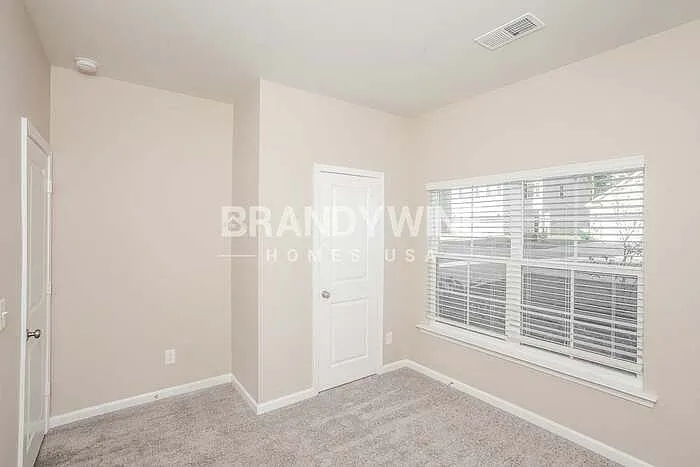 519 Glenmanor Dr — Photo 21