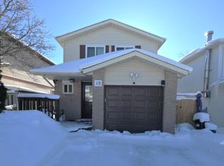 15 Argyle Rd, Barrie, ON L4N6P9