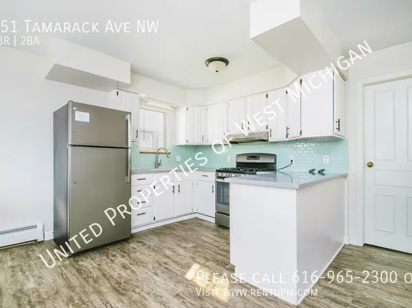 951 Tamarack Ave NW, Grand Rapids, MI 49504