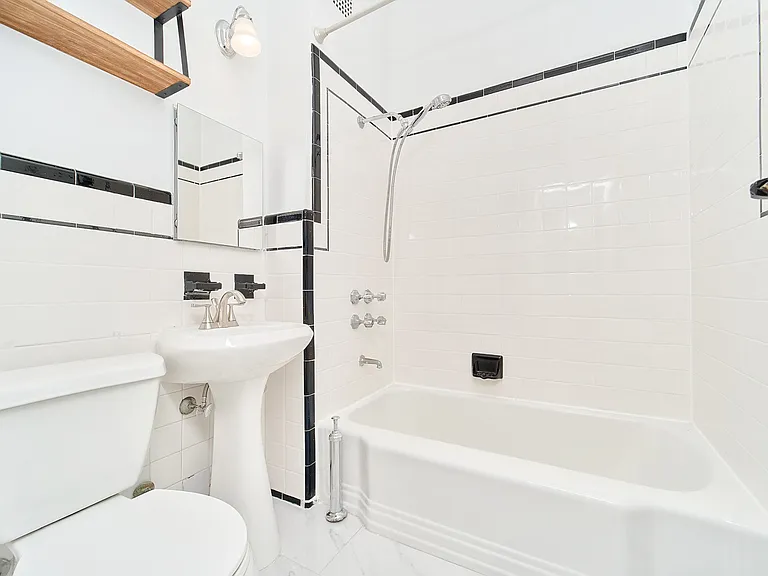 1 Cambridge Pl #3E — Photo 8