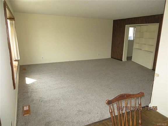 3rd image of 181 Wynnwood Ave