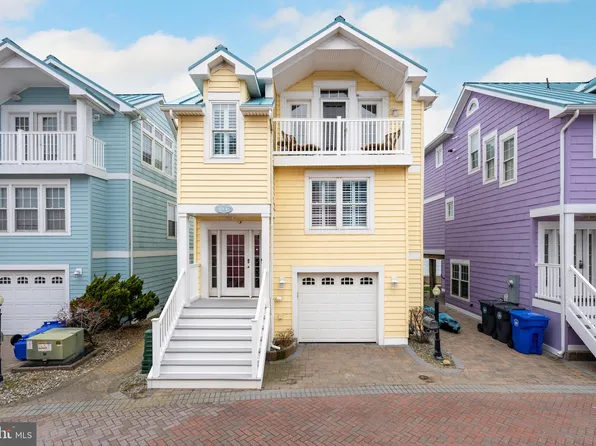 814 W Bay Club Ln, Beach Haven, NJ 08008