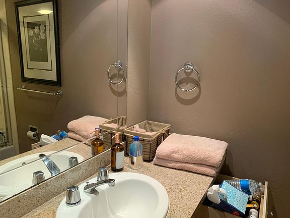 4th image of 1040 Coast Blvd #205