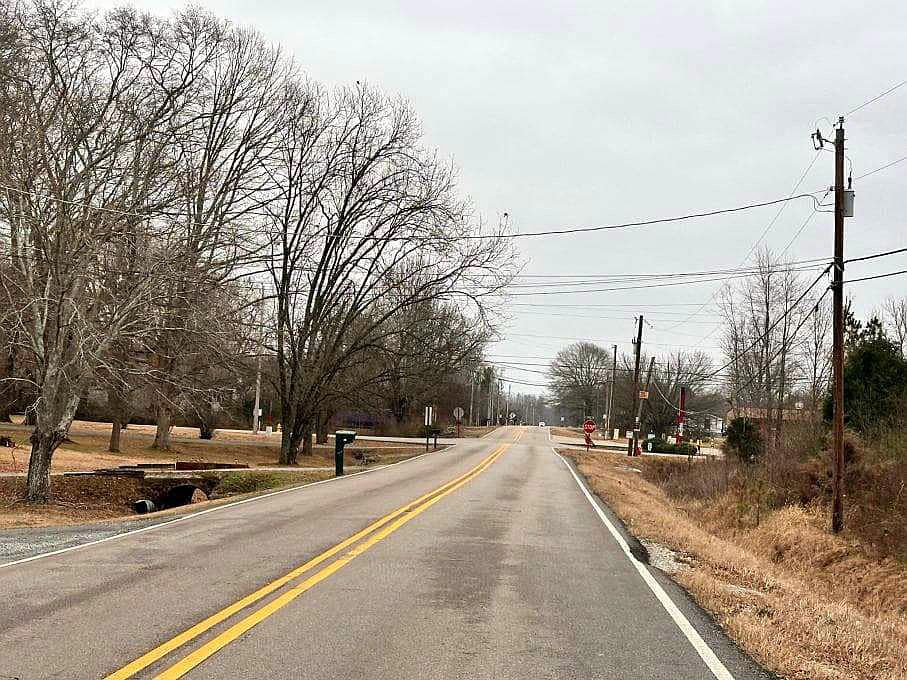2nd image of 1637 Ready Section Rd