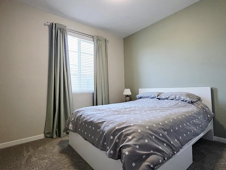 5744 Crenellated St — Photo 11