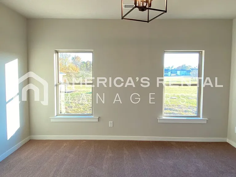 68 Granvil Way — Photo 25