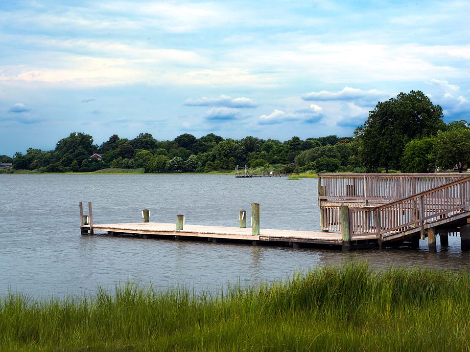 Fishing Crabbing Pier