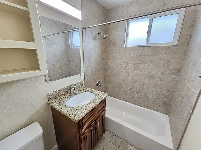 14620 Magnolia Blvd #5 — Photo 12