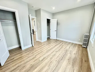 Rented by Papp Realty