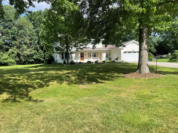 5465 Somerset Dr, Fairview, PA 16415