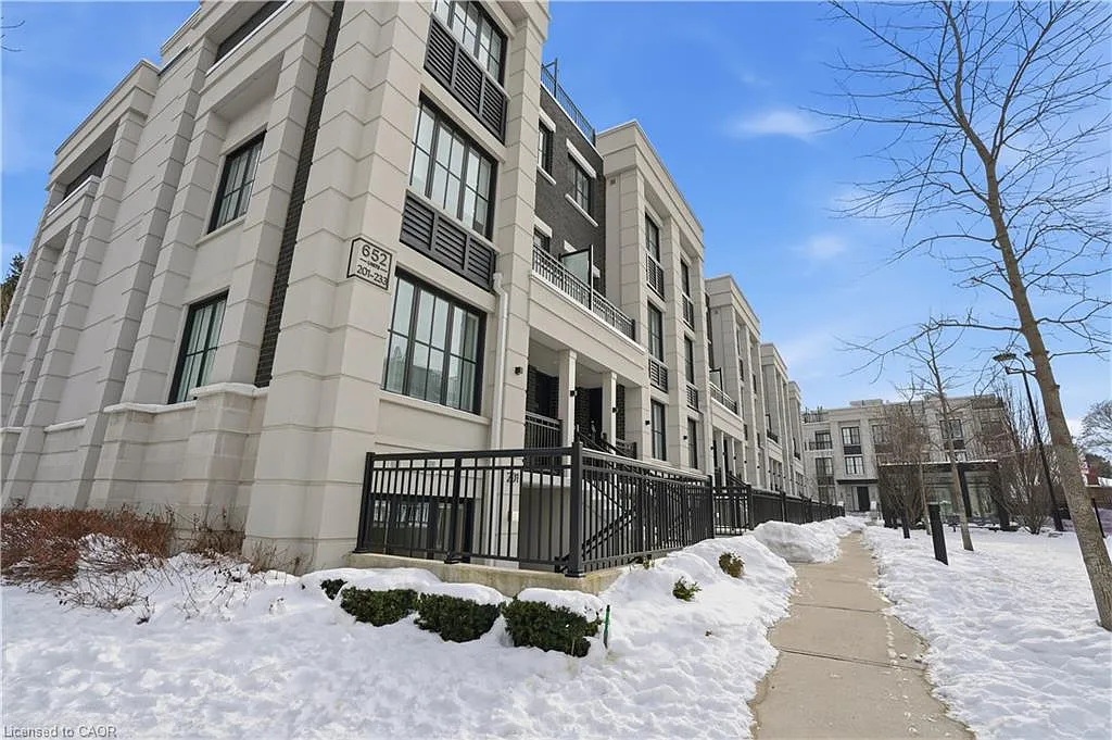 652 Cricklewood Dr #201 photo 1