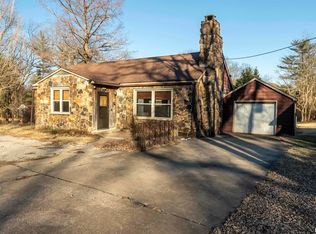 1878 Pump House Rd, Murphysboro, IL 62966