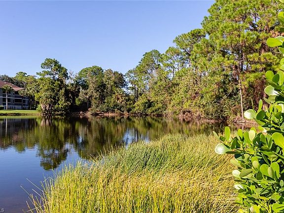 2nd image of 692 Wiggins Bay Dr #4-4L