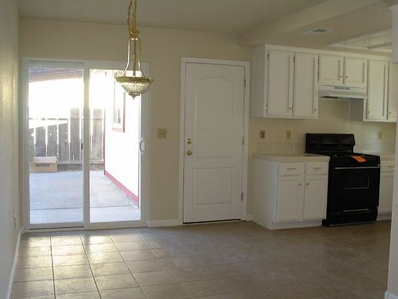 4th image of 16458 Silkwood Ct