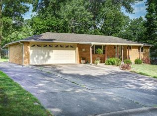 7512 N Wayne Ave, Gladstone, MO 64118