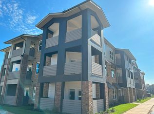The Greens on Blossom Way Apartments, Rogers, AR 72758