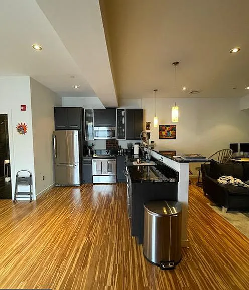 620 N Front St #2R — Photo 3
