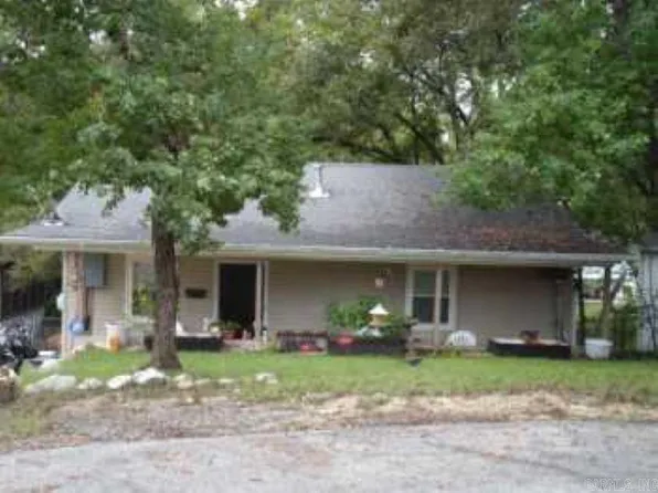 205 S 3rd St, Benton, AR 72015