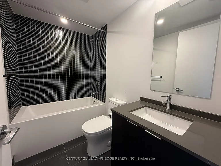 1 Jarvis St #602 — Photo 4
