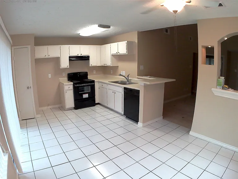 12614 Day Hollow Ln — Photo 7