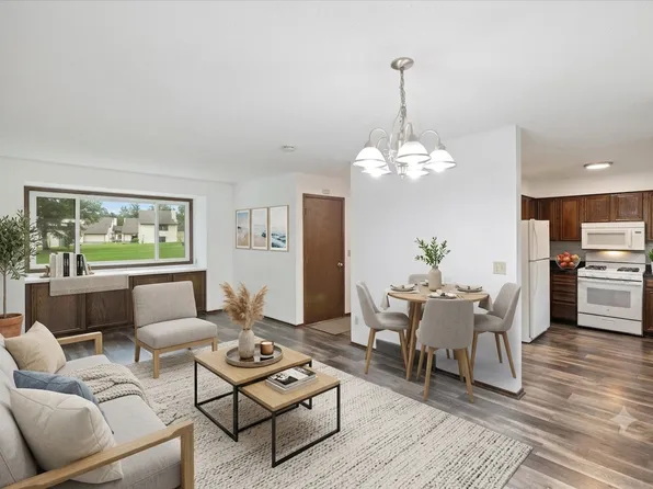 3656 Brookdale Dr N, Brooklyn Park, MN 55443