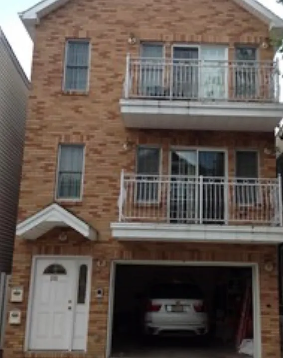 235 South St #1