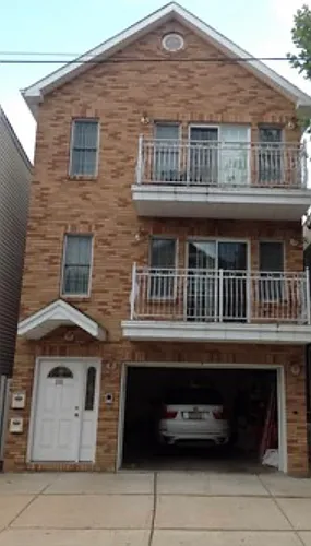 235 South St #1 Photo 1