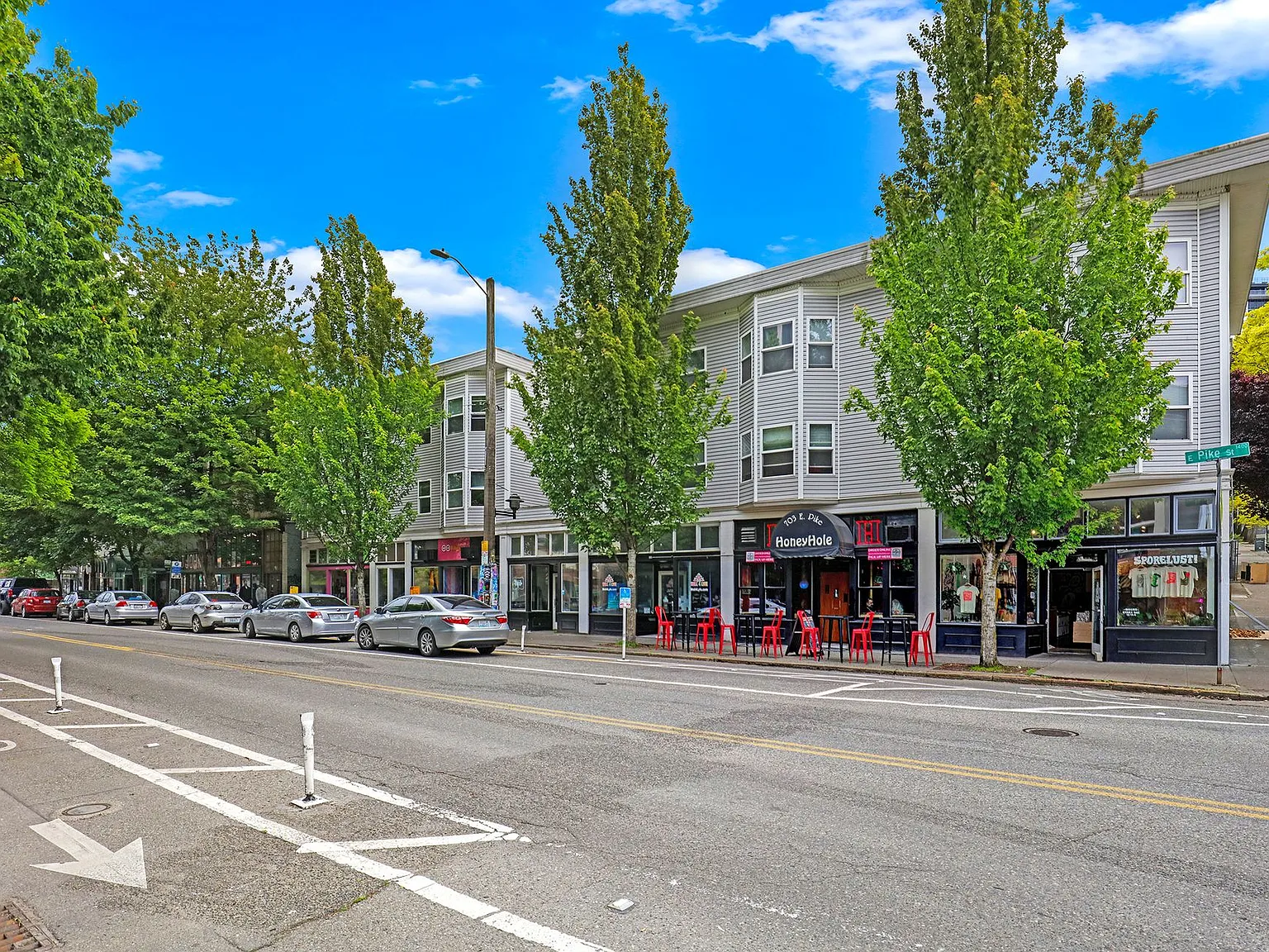 Ludlow Apartments — Photo 1