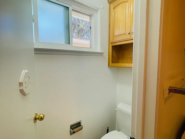 1150 Stafford Dr — Photo 21