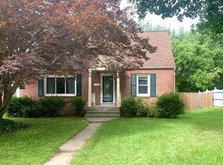 11 Lawrence Ave, South Hadley, MA 01075