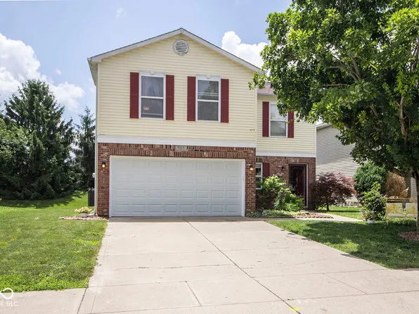 9215 Stones Bluff Pl, Camby, IN 46113