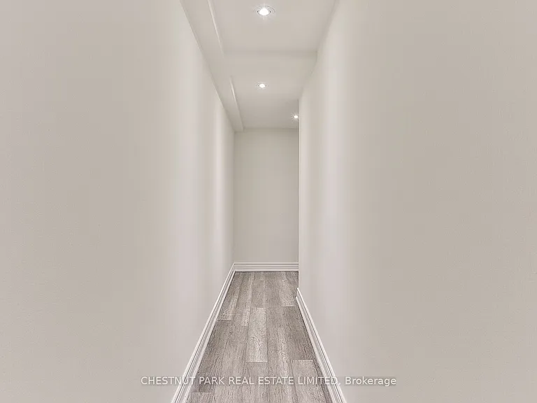 76 Walmsley Blvd #1 — Photo 17