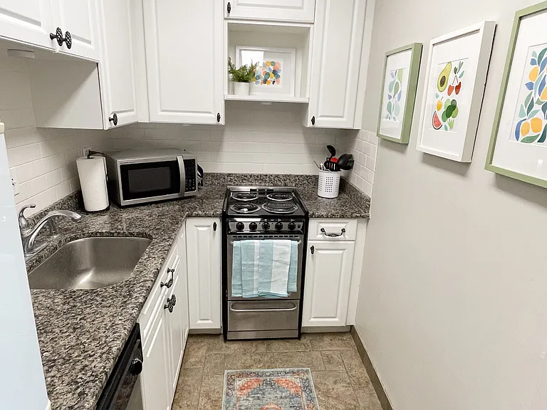 1520 Senate St #113 — Photo 18