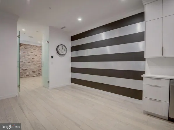 3527 14th St NW APT 2, Washington, DC 20010