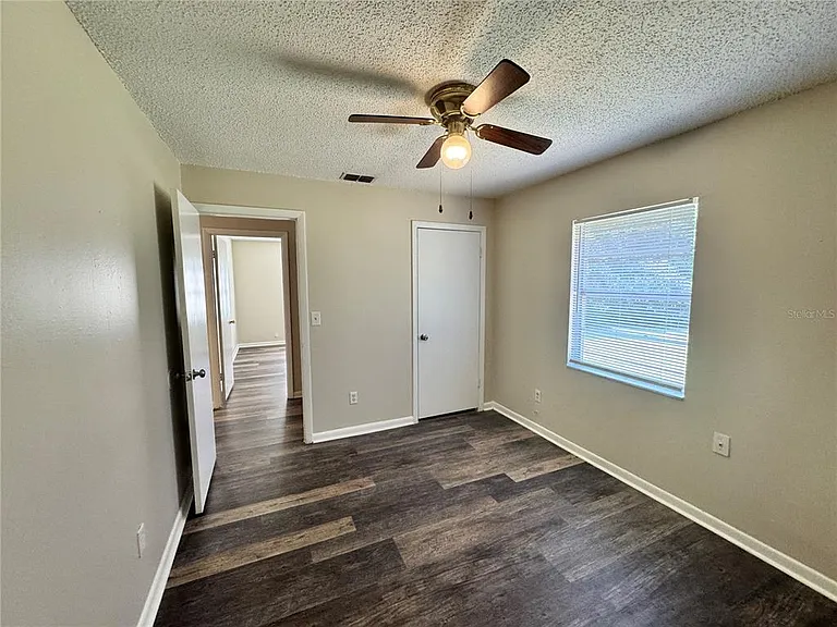1001 Crawford St — Photo 10