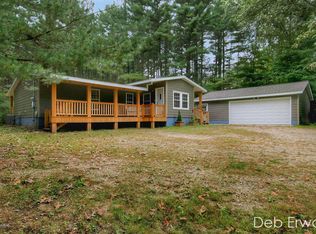11293 Keller Rd, Shelbyville, MI 49344
