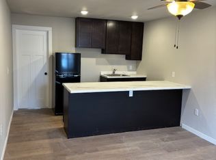 1807 Stonegate Dr #103, Champaign, IL 61821