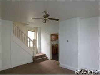 4th image of 602 Olive St