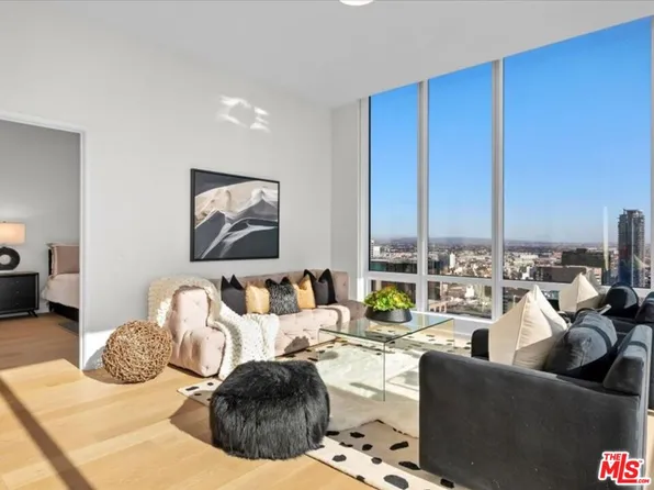 (undisclosed Address), Los Angeles, CA 90017